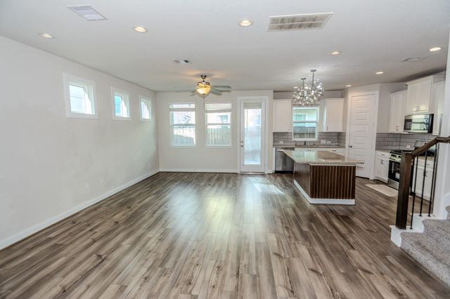 4120 Split Ivy Drive, Houston, TX 77080