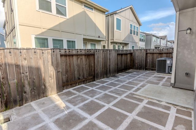 4120 Split Ivy Drive, Houston, TX 77080