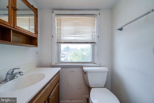 434 MORGANTOWN RD, Reading, PA 19611