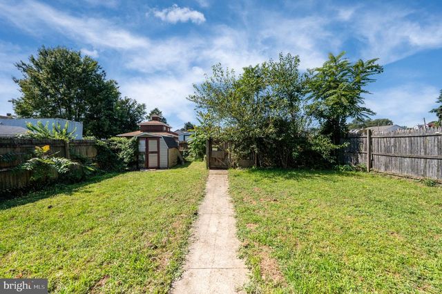 434 MORGANTOWN RD, Reading, PA 19611