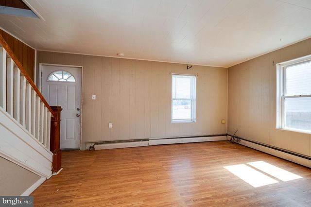 434 MORGANTOWN RD, Reading, PA 19611