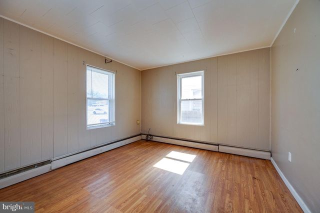 434 MORGANTOWN RD, Reading, PA 19611