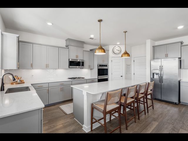 576 Nottingham Ave, Hendersonville, TN 37075