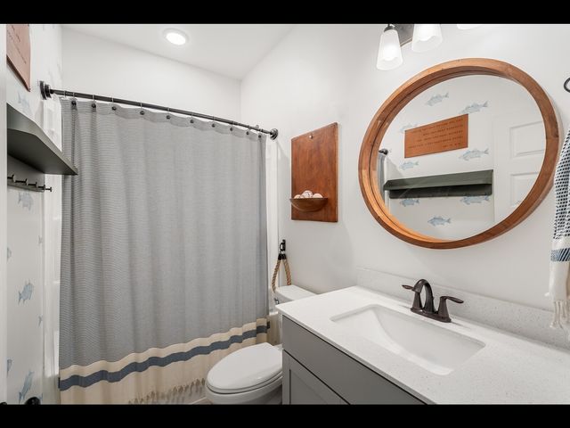 576 Nottingham Ave, Hendersonville, TN 37075