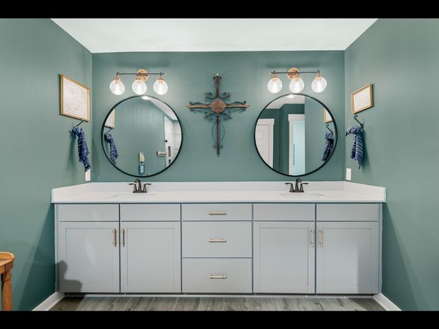 576 Nottingham Ave, Hendersonville, TN 37075