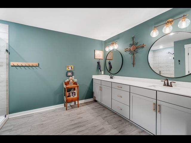 576 Nottingham Ave, Hendersonville, TN 37075