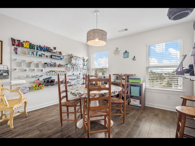 576 Nottingham Ave, Hendersonville, TN 37075