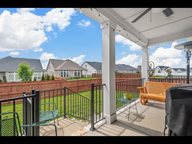 576 Nottingham Ave, Hendersonville, TN 37075