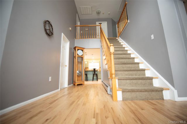 17 Oakley Boulevard, Garnerville, NY 10923