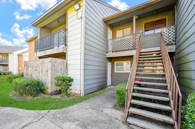 9090 S Braeswood Boulevard 86, Houston, TX 77074