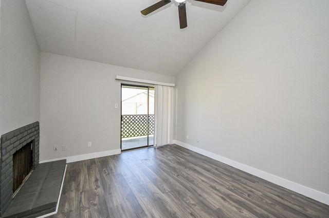 9090 S Braeswood Boulevard 86, Houston, TX 77074