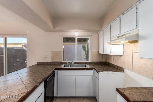 4625 W THOMAS Road 43, Phoenix, AZ 85031