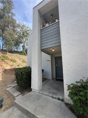 430 S Ranch View Circle 10, Anaheim Hills, CA 92807