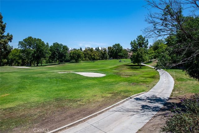430 S Ranch View Circle 10, Anaheim Hills, CA 92807