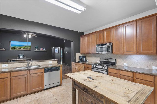 1310 Teebox Court, Crosby, TX 77532