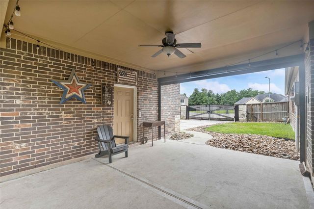 1310 Teebox Court, Crosby, TX 77532