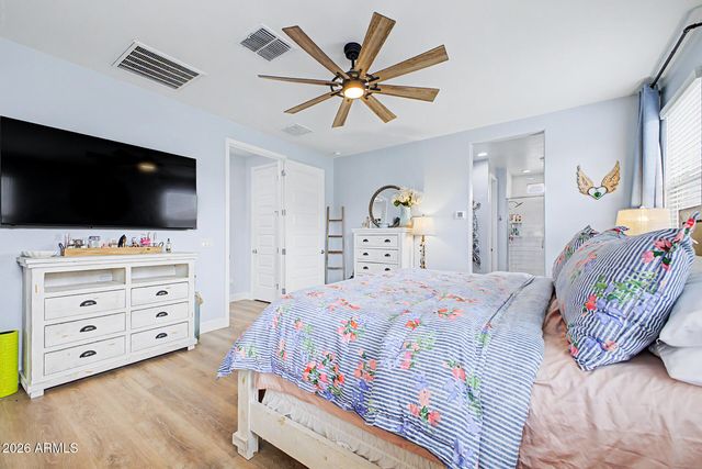 19644 W BADGETT Lane, Litchfield Park, AZ 85340