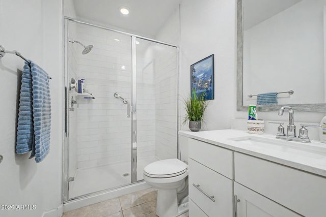 19644 W BADGETT Lane, Litchfield Park, AZ 85340