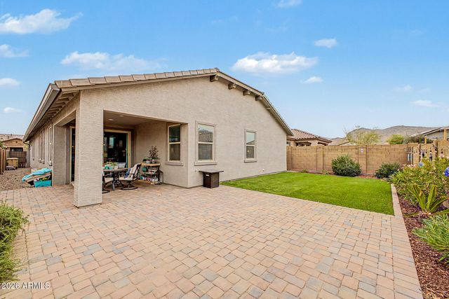 19644 W BADGETT Lane, Litchfield Park, AZ 85340