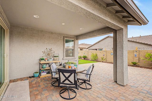 19644 W BADGETT Lane, Litchfield Park, AZ 85340