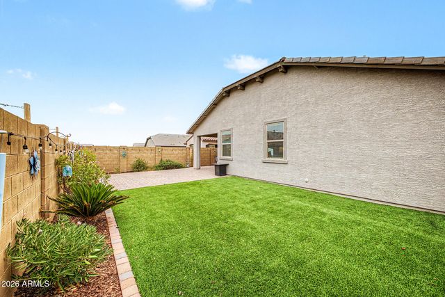 19644 W BADGETT Lane, Litchfield Park, AZ 85340