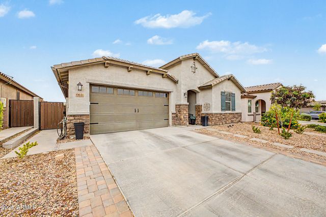 19644 W BADGETT Lane, Litchfield Park, AZ 85340
