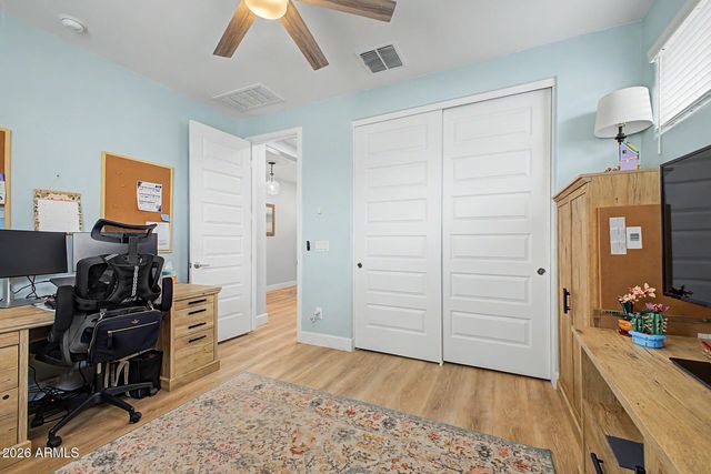 19644 W BADGETT Lane, Litchfield Park, AZ 85340
