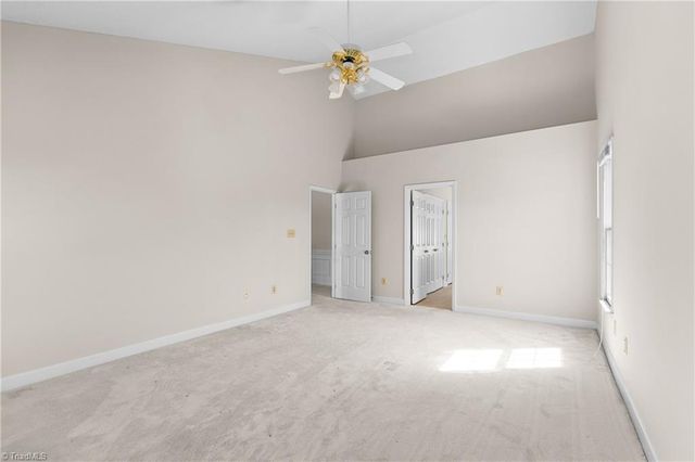 3204 Peninsula Drive, Jamestown, NC 27282