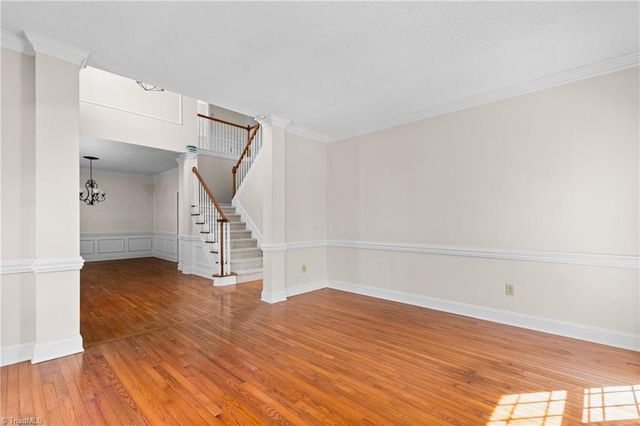 3204 Peninsula Drive, Jamestown, NC 27282