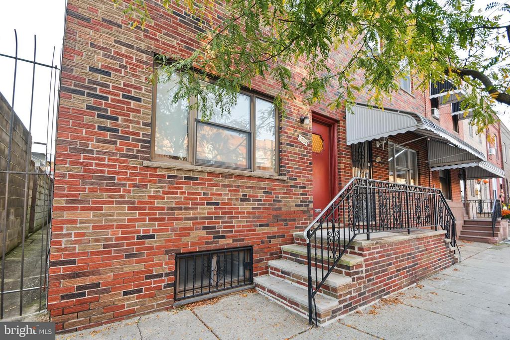 2609 S 16TH ST, PHILADELPHIA, PA 19145 — exterior