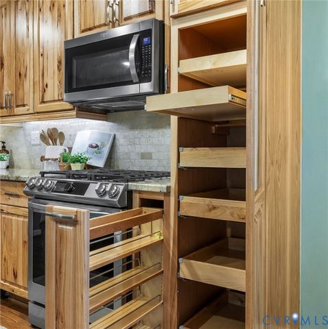 3708 Muirfield Green Dr, Midlothian, VA 23112