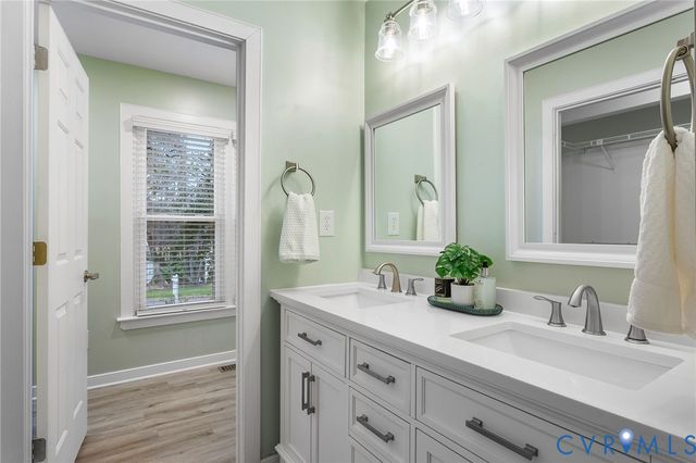 3708 Muirfield Green Dr, Midlothian, VA 23112