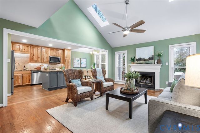 3708 Muirfield Green Dr, Midlothian, VA 23112