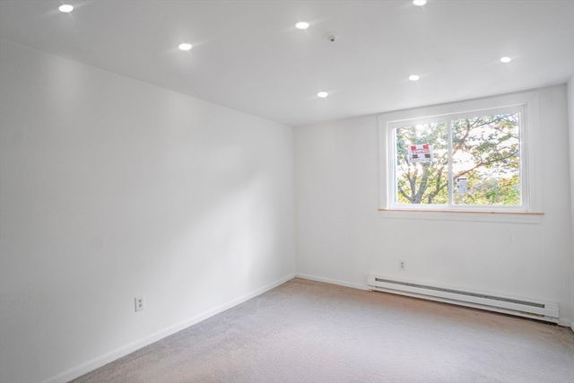 71 Presidential Dr 1, Quincy, MA 02169