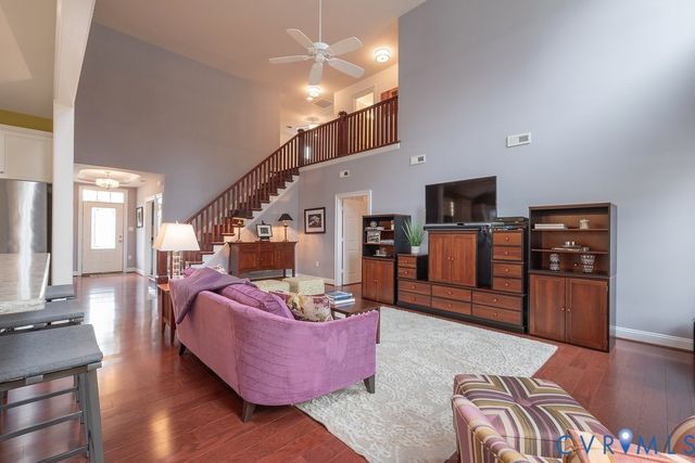 10108 Forrest Patch Dr, Mechanicsville, VA 23116