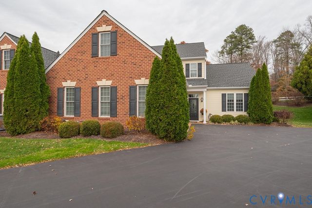 10108 Forrest Patch Dr, Mechanicsville, VA 23116