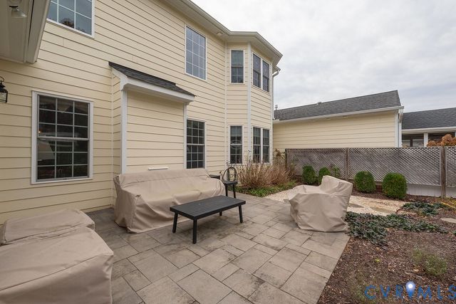 10108 Forrest Patch Dr, Mechanicsville, VA 23116