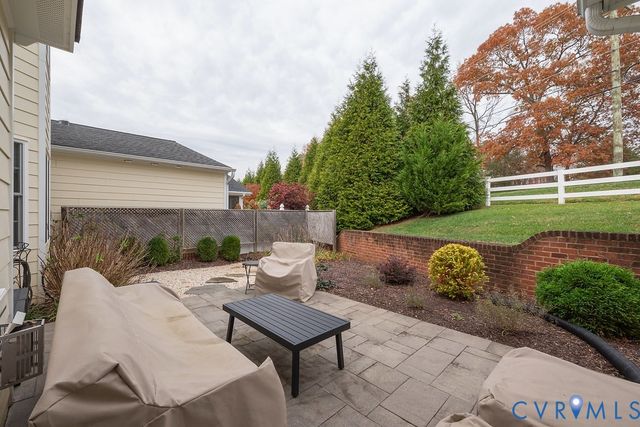 10108 Forrest Patch Dr, Mechanicsville, VA 23116