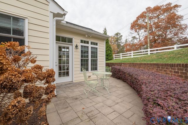 10108 Forrest Patch Dr, Mechanicsville, VA 23116