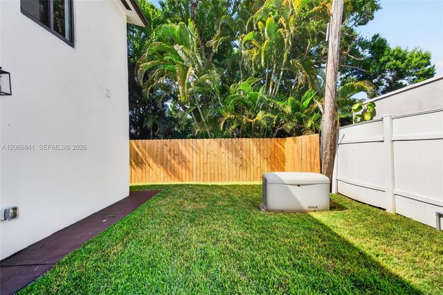 7221 Freedom Street, Hollywood, FL 33024