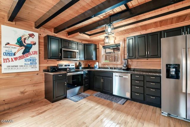 2010 Cougar Crossing Way, Sevierville, TN 37876