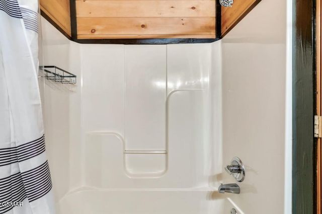 2010 Cougar Crossing Way, Sevierville, TN 37876