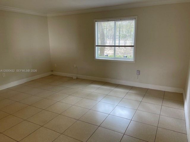 8601 SW 68th Ct 4, Pinecrest, FL 33156