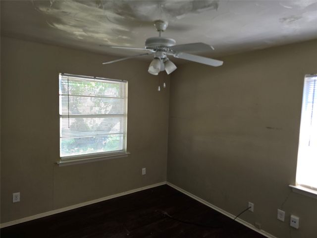 3609 Edgebrook Drive, Mesquite, TX 75150