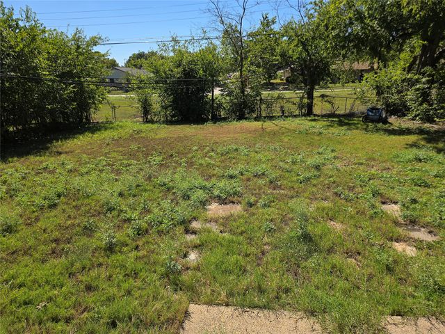 3609 Edgebrook Drive, Mesquite, TX 75150