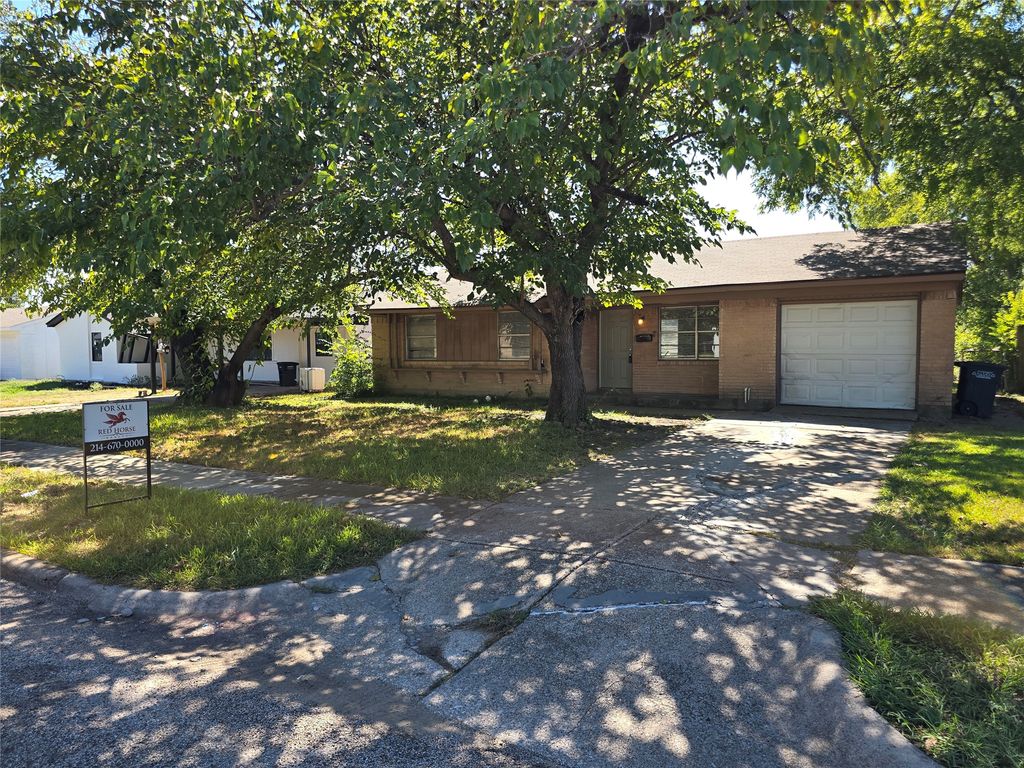 3609 Edgebrook Drive, Mesquite, TX 75150