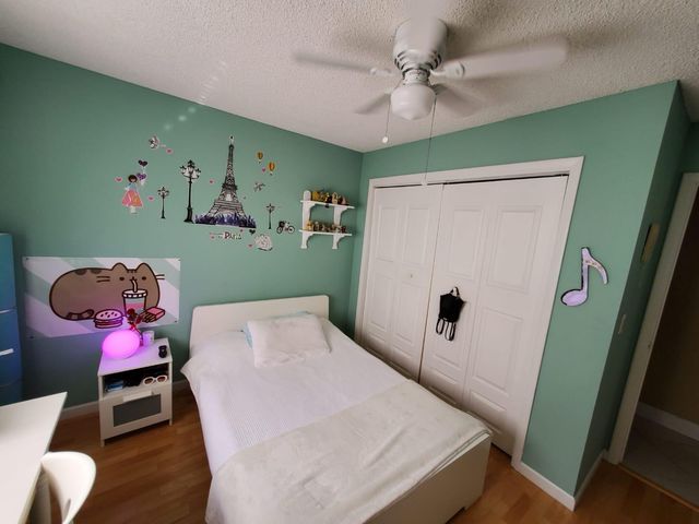 9820 NW 24th St, Coral Springs, FL 33065