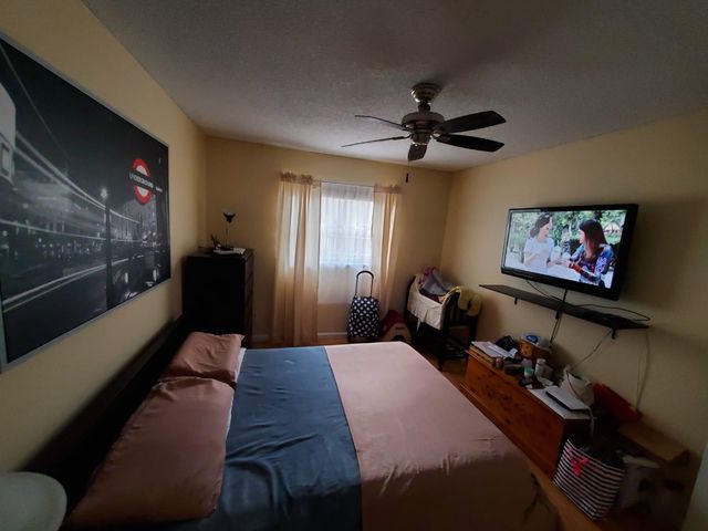 9820 NW 24th St, Coral Springs, FL 33065