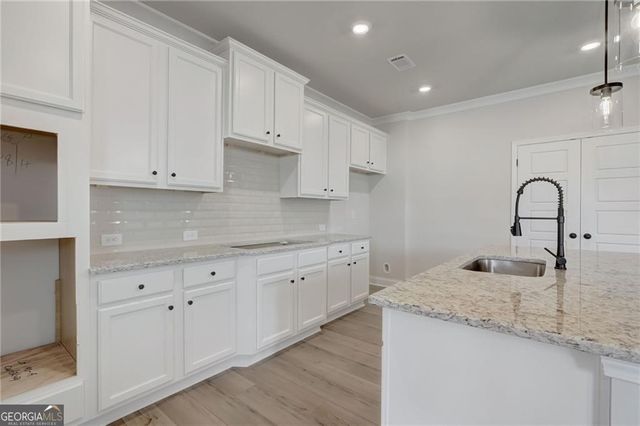 1762 Dover Creek Lane, Lawrenceville, GA 30045