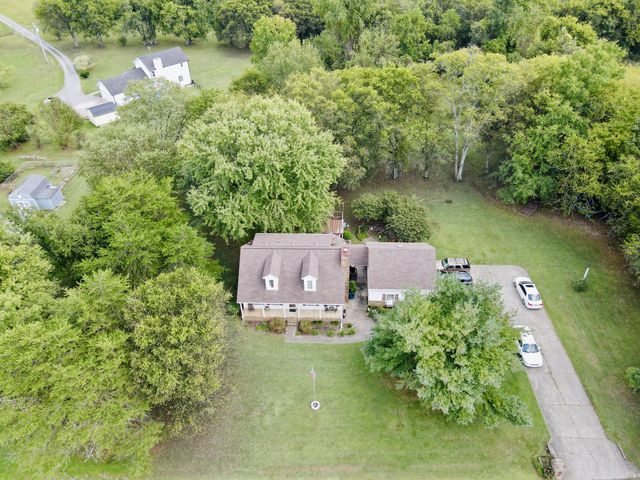 628 Evergreen Dr, Murfreesboro, TN 37128